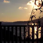 In With Seaview, Terrace, Air Condition, Wifi *