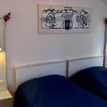 Apartament In With Seaview, Terrace, Air Condition, Wifi