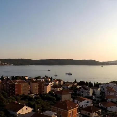 Appartement In With Seaview, Terrace, Air Condition, Wifi *