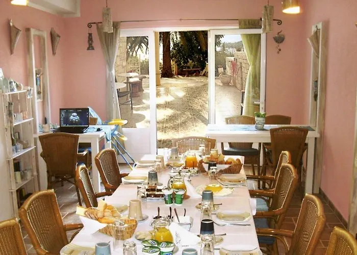 In With Seaview, Terrace, Air Condition, Wifi 公寓 *