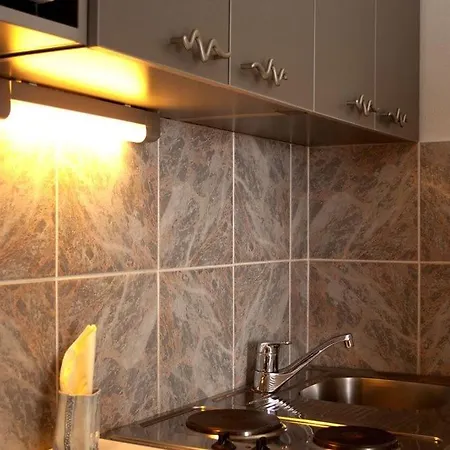 In With Seaview, Terrace, Air Condition, Wifi Appartement *